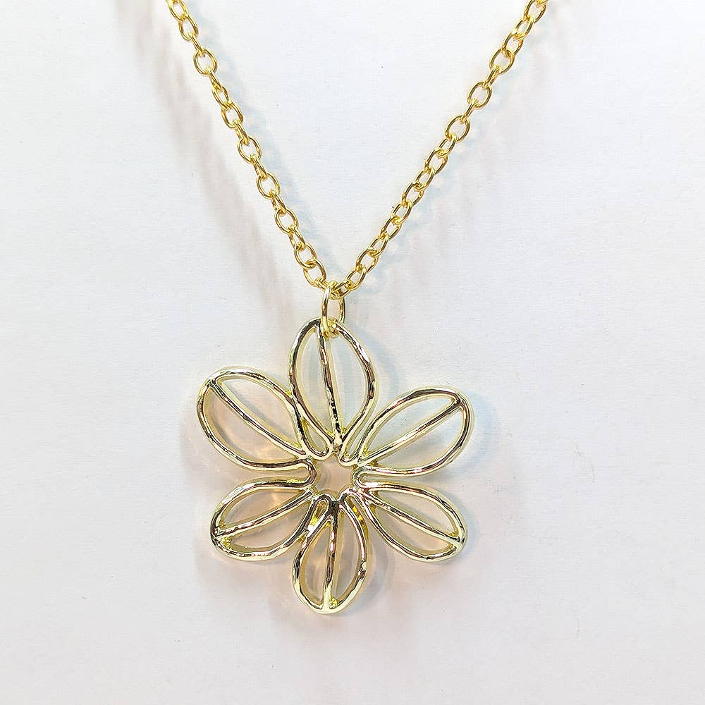 Flower Pendant Necklace in Gold