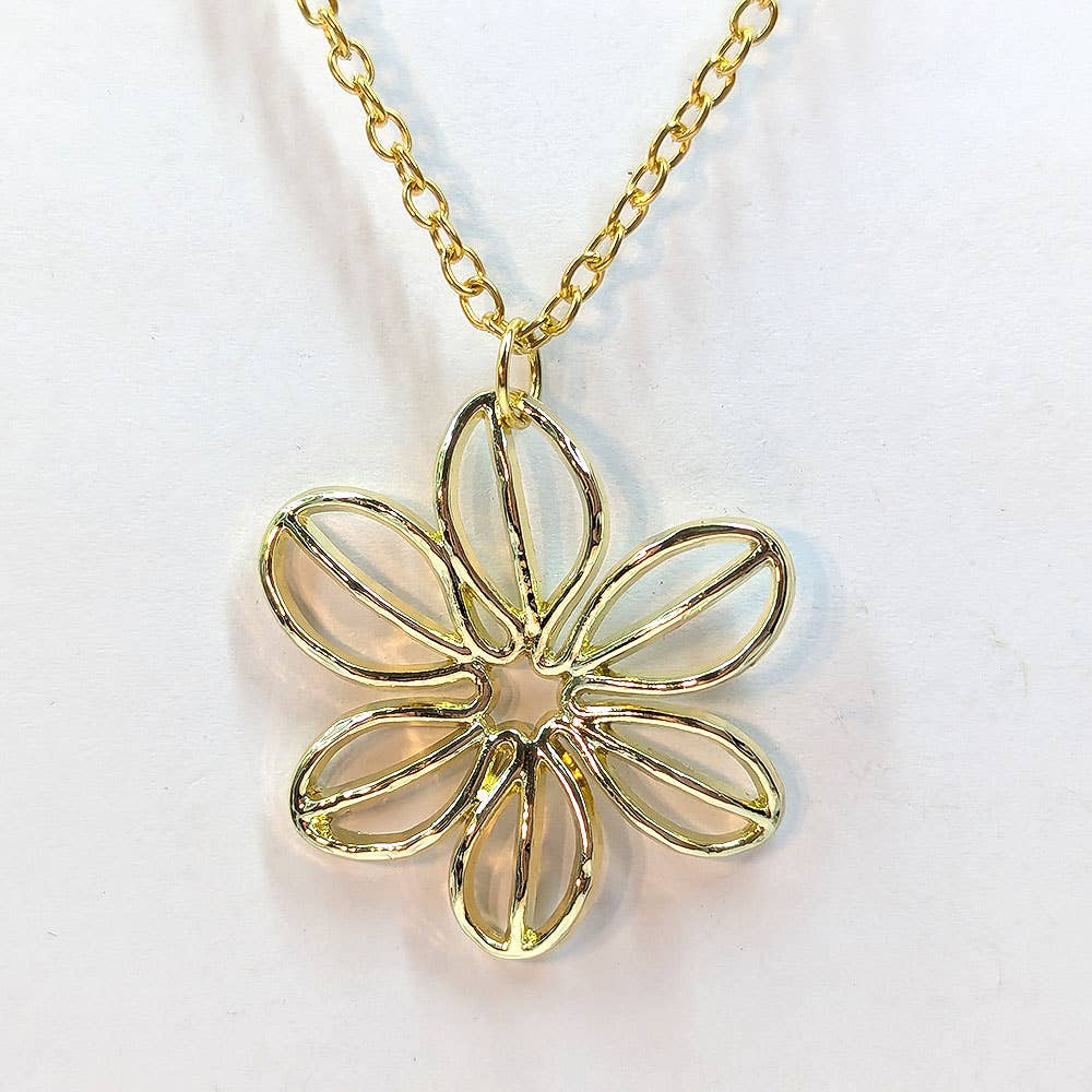 Flower Pendant Necklace in Gold