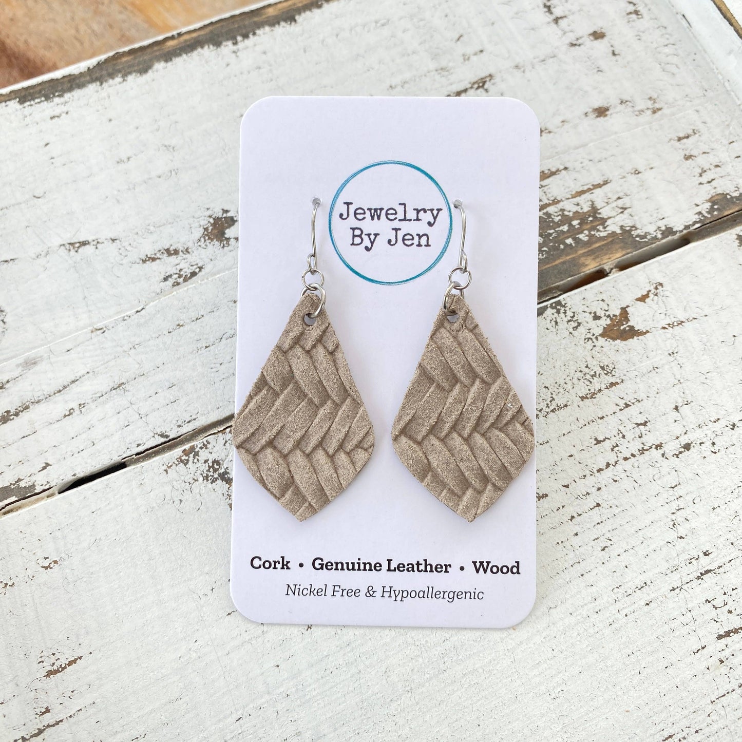 Elegant Teardrop (Small): Stone Braided