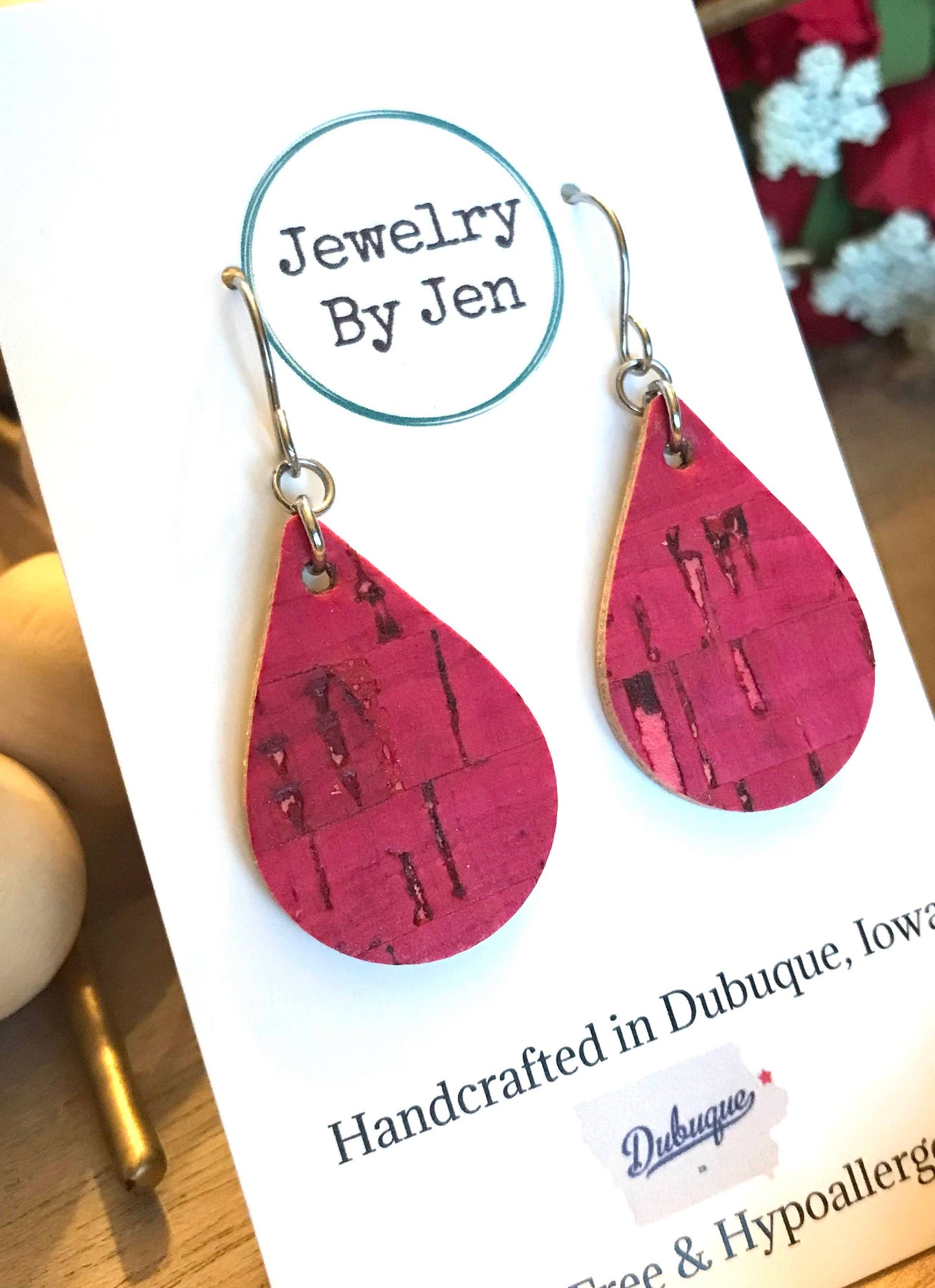 Small Teardrop: Hot Pink Cork