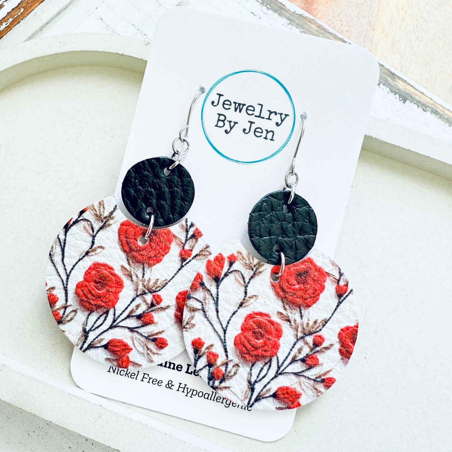 Luna: Red Roses