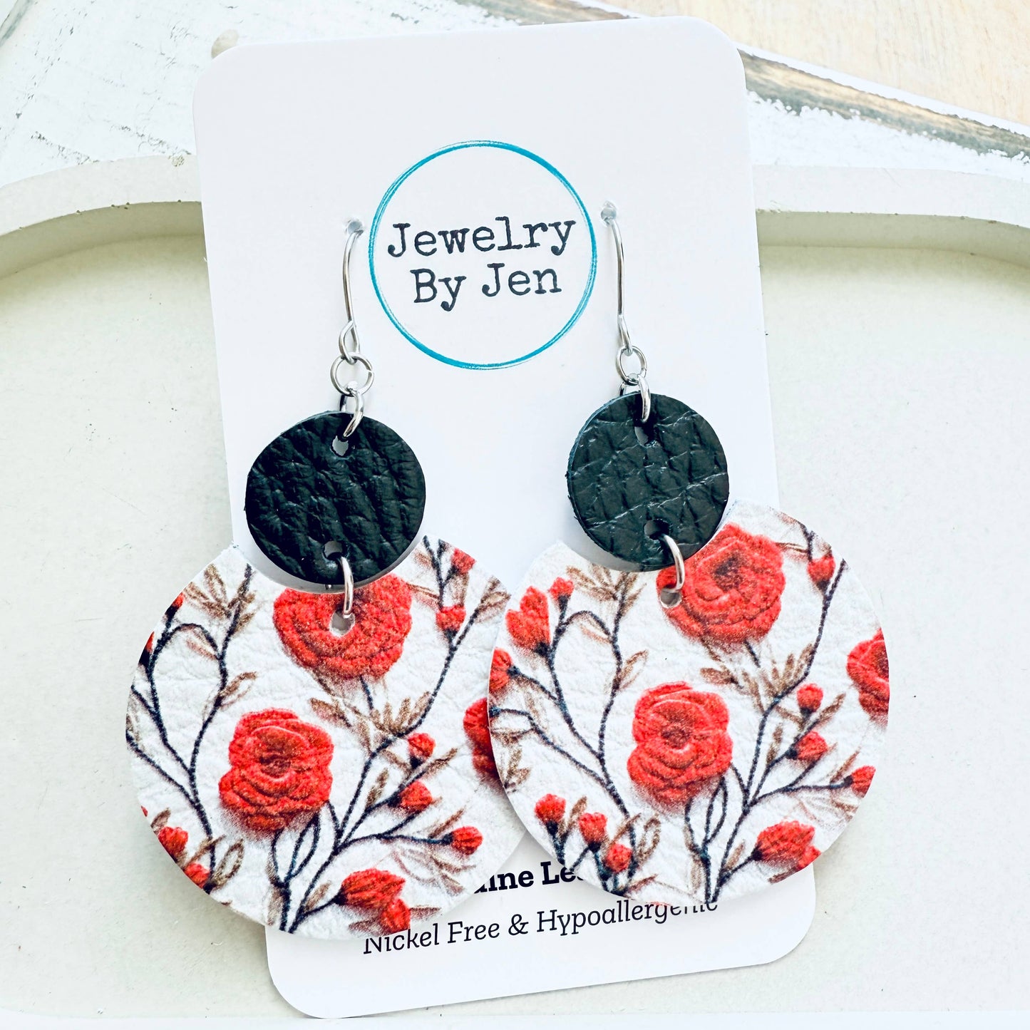 Luna: Red Roses