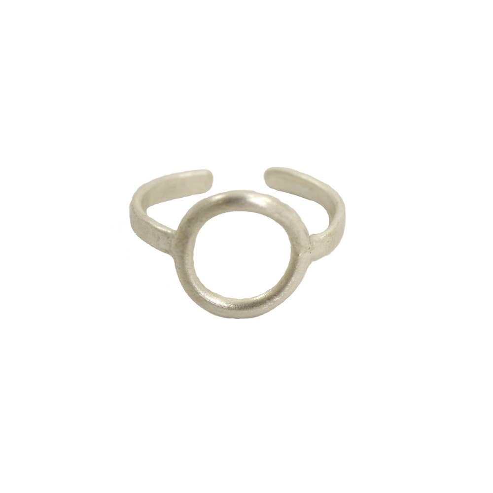 Petite Circle Ring - Silver