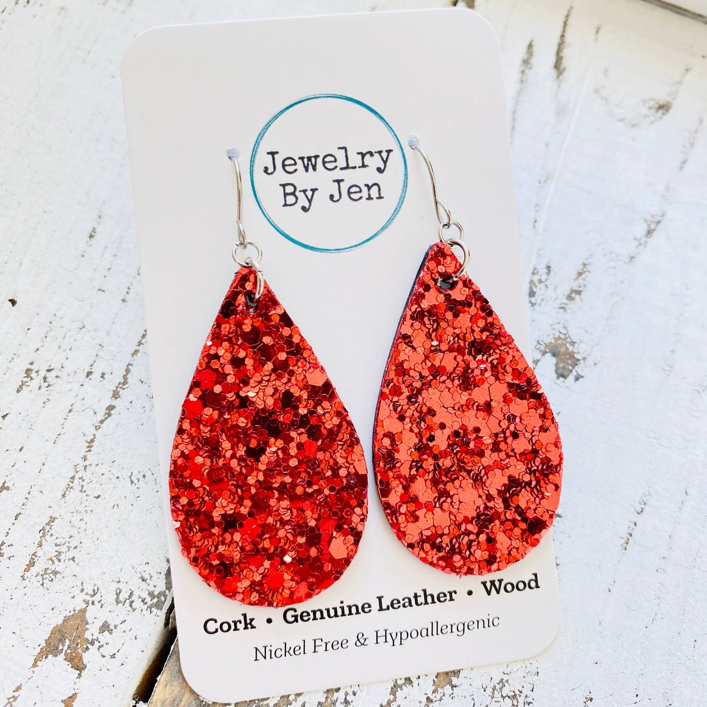 Medium Teardrop: Chunky Red Glitter